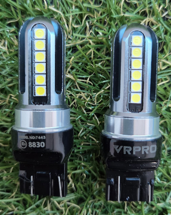 24 LEDLİ 12V BEYAZ AMPUL T20 GLOW