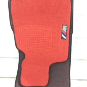 BMW E30 KIRMIZI HALI PASPAS SİYAH KENARLI